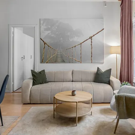 Modern 3br In Center Oslo